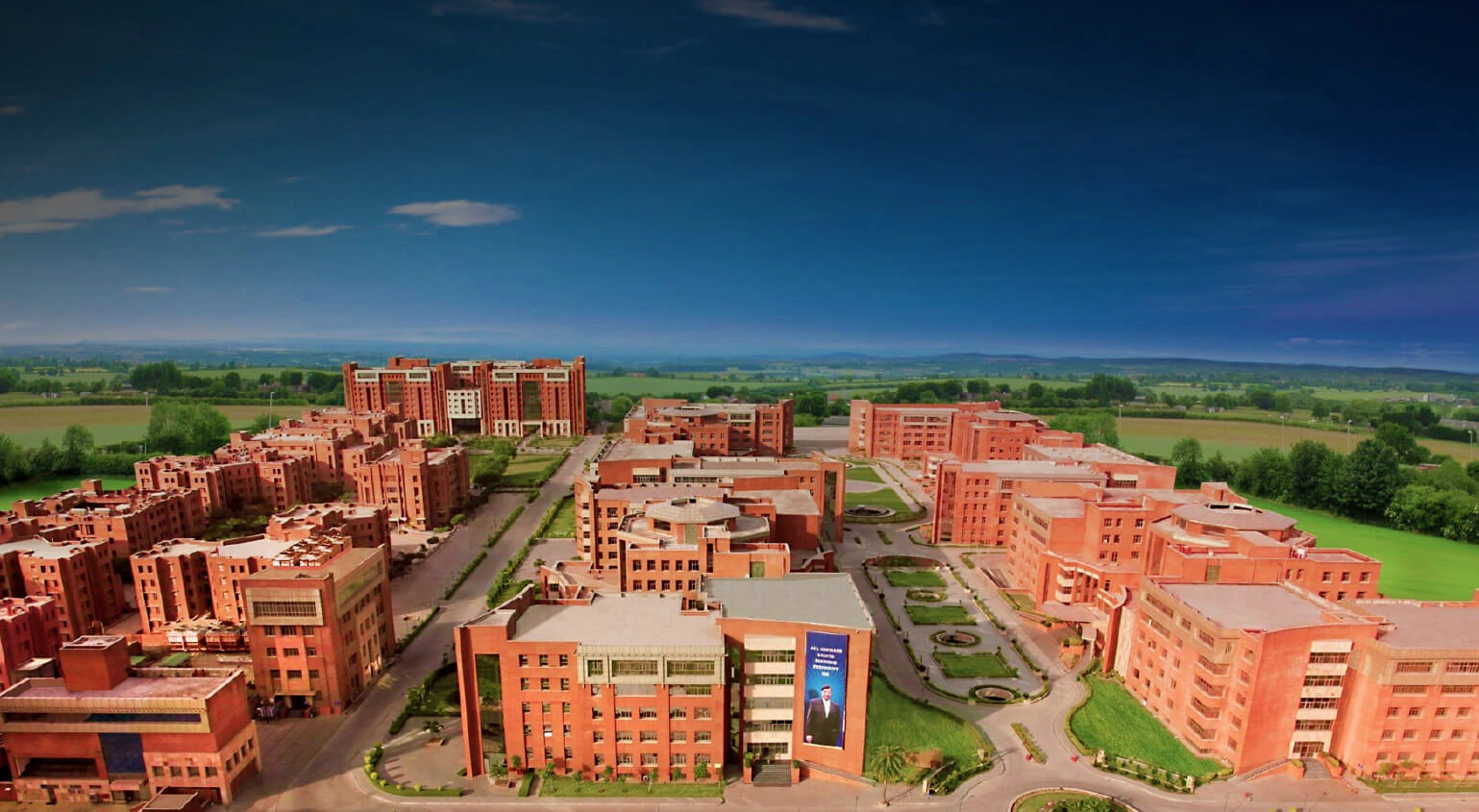 1fblg_noida-cam-img.jpg